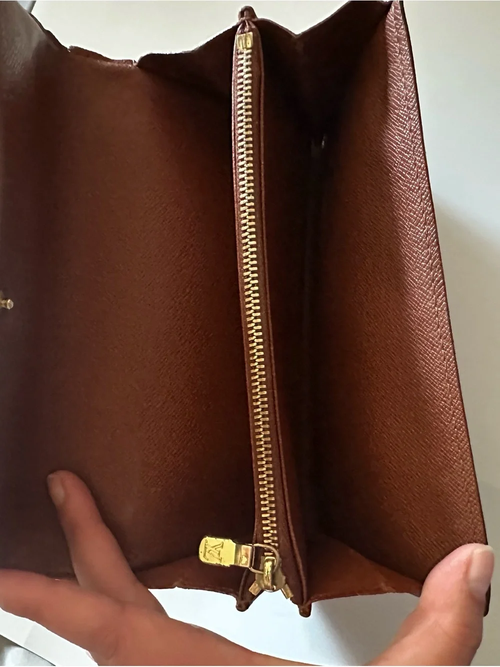 Louis Vuitton classic louis